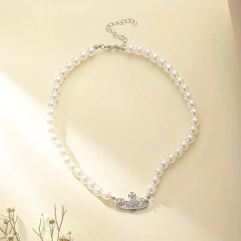 Necklace Strasssteinen Besetzte Saturn-Imitationsperlenkette