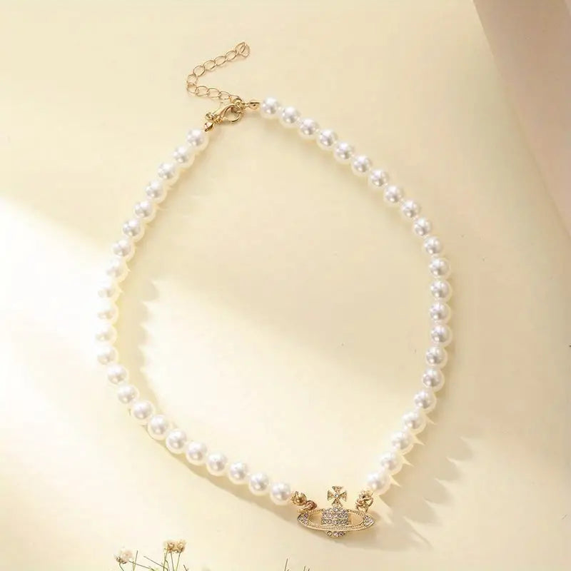 Necklace Strasssteinen Besetzte Saturn-Imitationsperlenkette